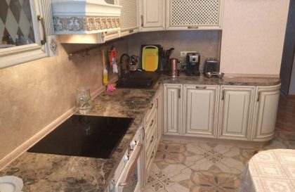 Кухня Буона Сера Новара с фасадами из Дуба
