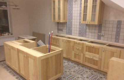 Кухня Buona Sera Тринтино с островом (массив ясеня)