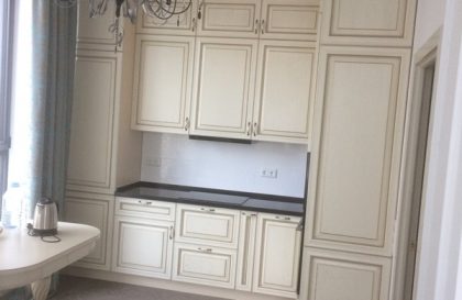 Кухня Buona Sera Флоренция с фасадами из массива дуба