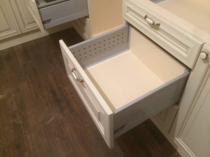 Кухня Буона Сера Наполи из массива в стиле Классика