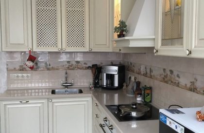 Кухня Буона Сера Наполи из массива в стиле Классика