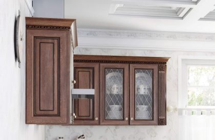 Кухня из массива дерева в стиле классика Флоренция