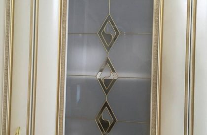 Кухня с фасадами из массива Черешни тип 15 в стиле классика