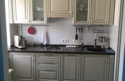 Кухня Новара с фасадами из массива ясеня
