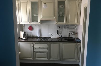 Кухня Новара с фасадами из массива ясеня