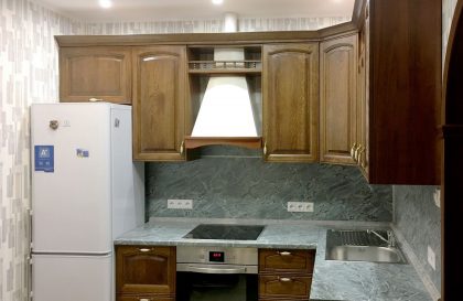 Угловая кухня из массива Дижон в цвете венге