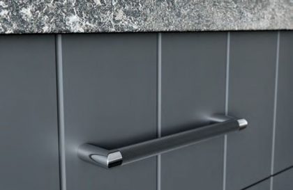 Кухня Loft Eko с фасадами из МДФ облицованными шпоном