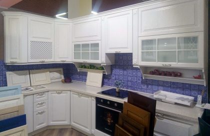 Кухня MILANA из массива ясеня в классическом стиле