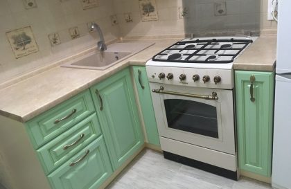 Угловая кухня ЗОВ Париж с фасадами из МДФ