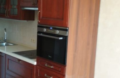 Угловая кухня Аризона с фасадами из массива черешни