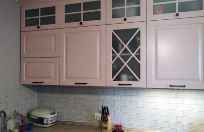 Розовая кухня Роза в стиле Неоклассика