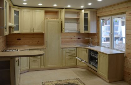 Кухня со шпонированными фасадами из МДФ Вернисаж