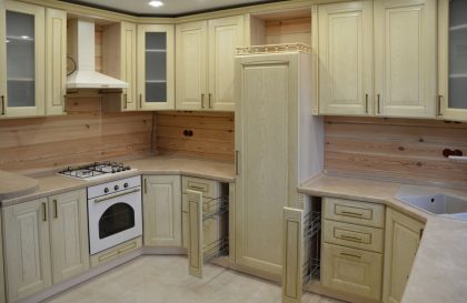 Кухня со шпонированными фасадами из МДФ Вернисаж