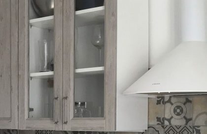 Угловая кухня Марсель из МДФ шпона