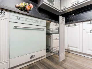 Белая кухня Роза