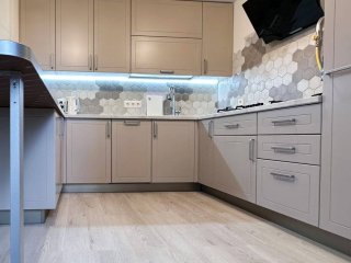 Современная кухня BOSTON с применением МДФ Эмали