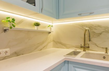 Голубая кухня из МДФ эмаль Роза