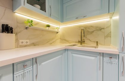 Голубая кухня из МДФ эмаль Роза