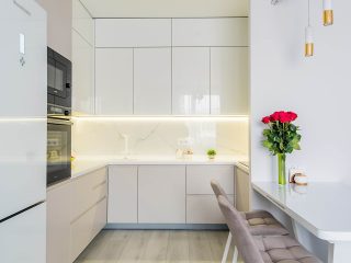 Белая кухня МДФ эмаль Бриз