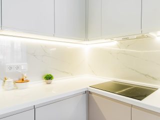 Белая кухня МДФ эмаль Бриз