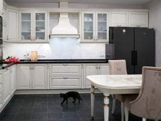 Белая кухня из дуба Белла