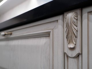 Белая кухня из дуба Белла