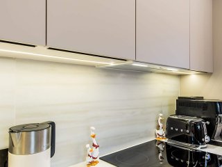 Серая кухня Россо супермат